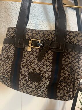 Tommy Hilfiger Brown Logo Tote with Navy Stripe Accents Y2K Purse